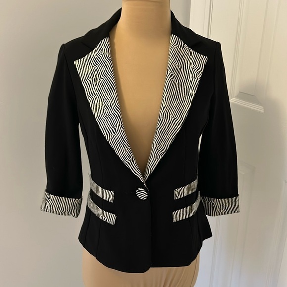Joseph Ribkoff Black/Gold Ponte Blazer - Picture 1 of 8